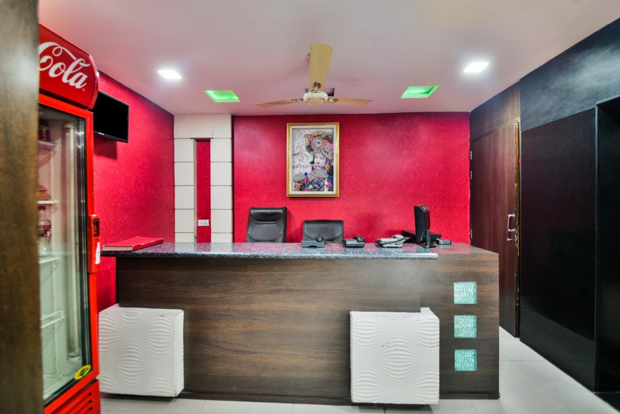Oyo Hotel Ajanta Hamirgarh Екстериор снимка